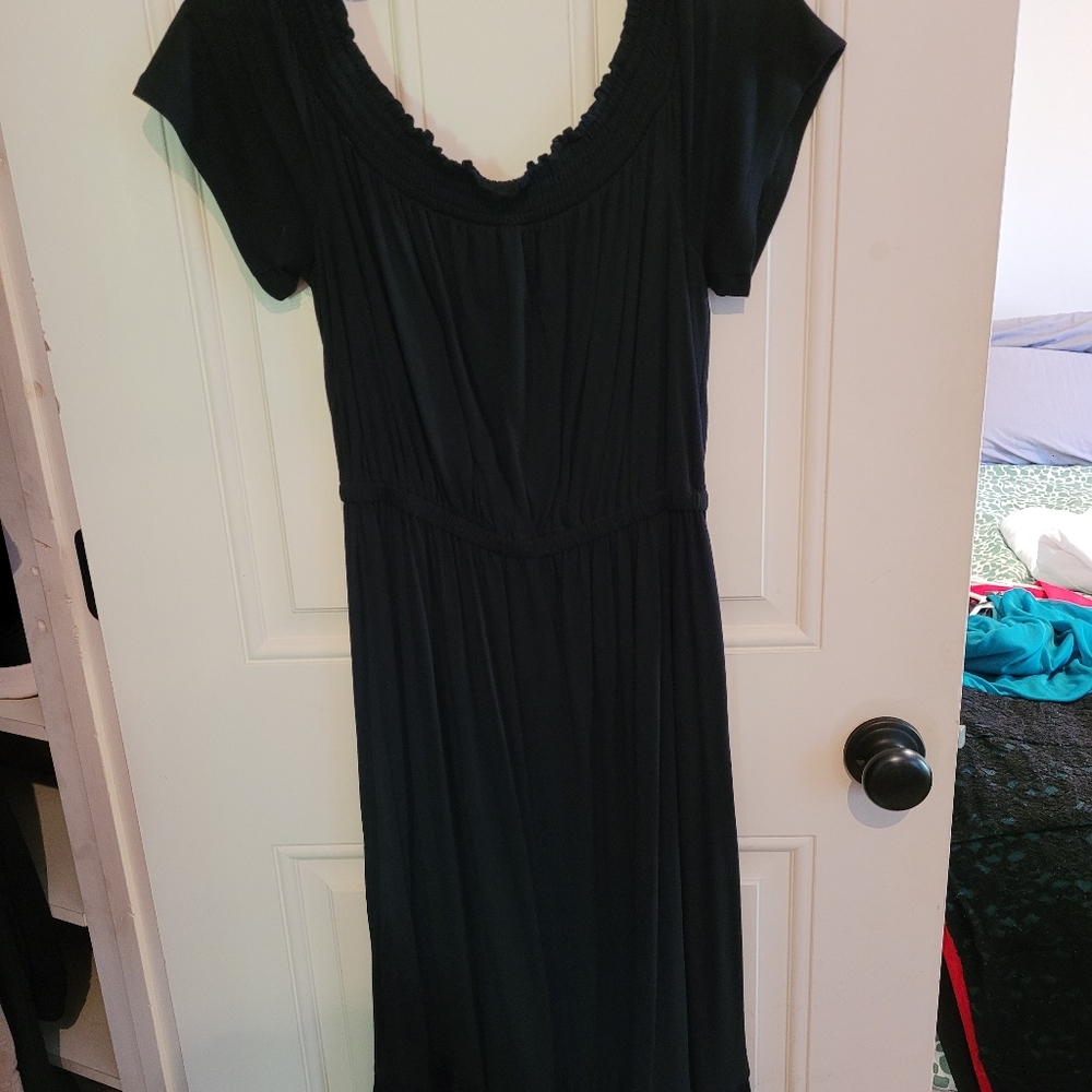 Black flowy dress